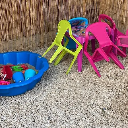 Casa Darului منزل للإقامة *